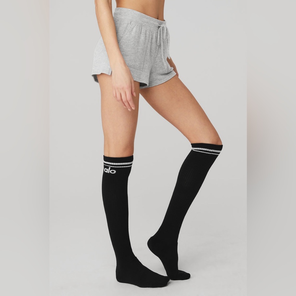 Women's Knee-High Throwback Sock